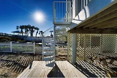 248 E Gorrie Dr, Saint George Island, FL 32328 - Photo 30