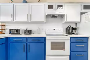 248 E Gorrie Dr, Saint George Island, FL 32328 - Photo 10