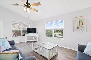 136 Selma St, Port Saint Joe, FL 32456 - Photo 4