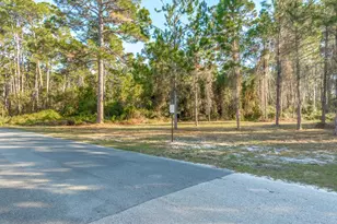 711 NE Ave H, Carrabelle, FL 32322 - Photo 1