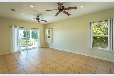 2361 Hwy 98 E, Carrabelle, FL 32323 - Photo 12