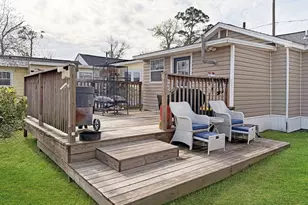 511 Woodward Ave, Port Saint Joe, FL 32456 - Photo 1