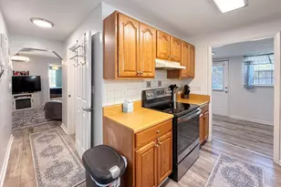 511 Woodward Ave, Port Saint Joe, FL 32456 - Photo 10