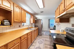 511 Woodward Ave, Port Saint Joe, FL 32456 - Photo 10