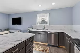 260 Our Town Rd, Wewahitchka, FL 32465 - Photo 32