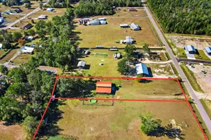 260 Our Town Rd, Wewahitchka, FL 32465 - Photo 10
