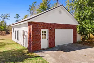 211 Highland Dr, Wewahitchka, FL 32465 - Photo 34