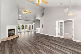 211 Highland Dr, Wewahitchka, FL 32465 - Photo 10