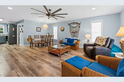 621 Maddox St, Port Saint Joe, FL 32456 - Photo 2