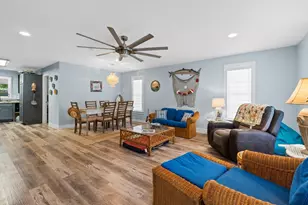 621 Maddox St, Port Saint Joe, FL 32456 - Photo 2