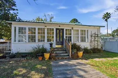 130 14th St, Apalachicola, FL 32320 - Photo 42