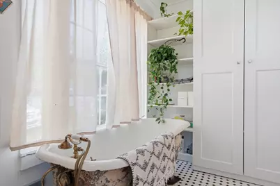 130 14th St, Apalachicola, FL 32320 - Photo 18