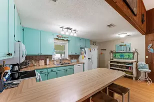 257 Oak St, Port Saint Joe, FL 32456 - Photo 42