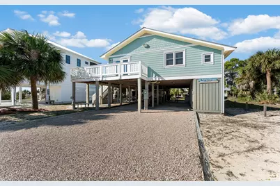 257 Oak St, Port Saint Joe, FL 32456 - Photo 4