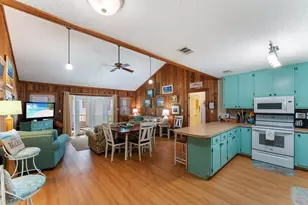 257 Oak St, Port Saint Joe, FL 32456 - Photo 32