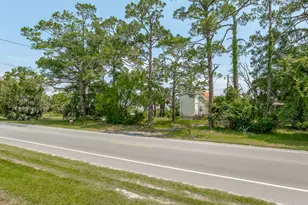432 Hwy 98, Apalachicola, FL 32320 - Photo 2