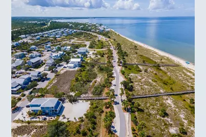 301 Front St, Port Saint Joe, FL 32456 - Photo 16