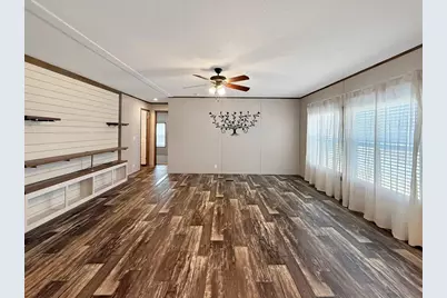 175 Hannah Cir, Wewahitchka, FL 32465 - Photo 2