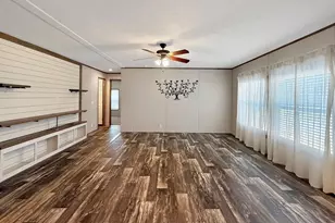 175 Hannah Cir, Wewahitchka, FL 32465 - Photo 2