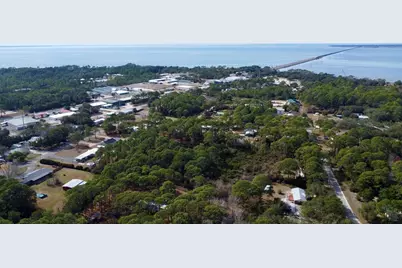 164 Daisey St, Eastpoint, FL 32328 - Photo 10