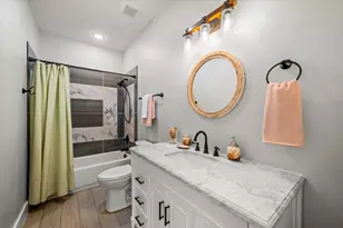 528 N 15th St, Mexico Beach, FL 32456 - Photo 16