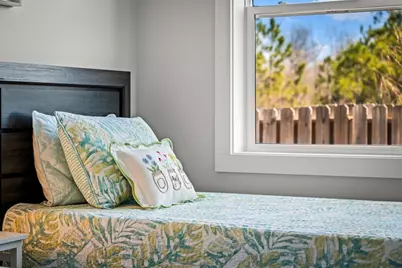 528 N 15th St, Mexico Beach, FL 32456 - Photo 18