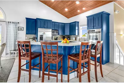 1400 Elm Ct, Saint George Island, FL 32328 - Photo 10