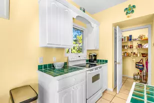 1856 W Suzie Ct, Saint George Island, FL 32328 - Photo 10