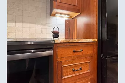 190 11th St, Apalachicola, FL 32320 - Photo 8