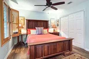 190 11th St, Apalachicola, FL 32320 - Photo 18