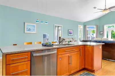 327 Bradford St, Saint George Island, FL 32328 - Photo 14