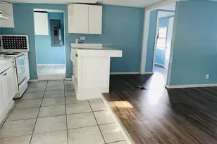 1210 NE 1st St, Carrabelle, FL 32322 - Photo 8