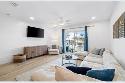 109 38th St #9, Mexico Beach, FL 32456 - Photo 16