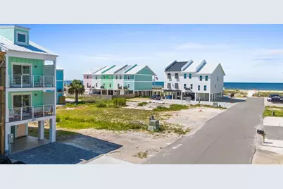 109 38th St #9, Mexico Beach, FL 32456 - Photo 1