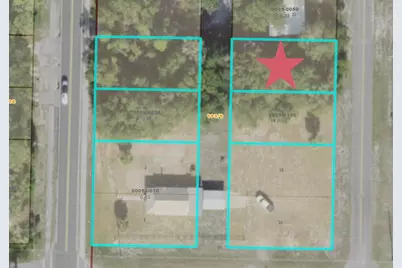 907 NE 1st St, Carrabelle, FL 32322 - Photo 1