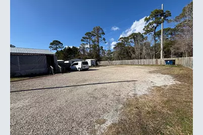 315 Hwy 98, Eastpoint, FL 32328 - Photo 16