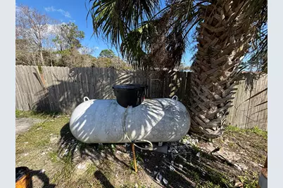 315 Hwy 98, Eastpoint, FL 32328 - Photo 18