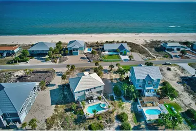 325 W Gorrie Dr, Saint George Island, FL 32328 - Photo 4