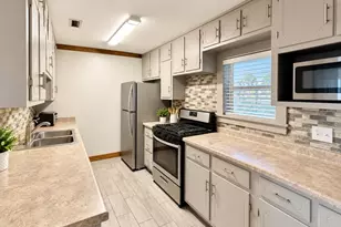 2011 Long Ave, Port Saint Joe, FL 32456 - Photo 10