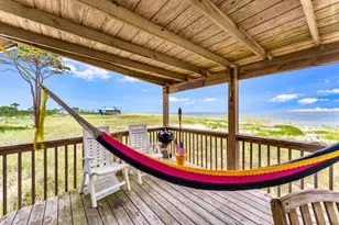 367 Gulf Shore Dr, Carrabelle, FL 32322 - Photo 2