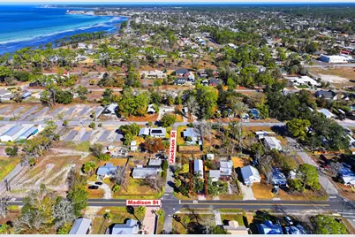 415 Madison St, Port Saint Joe, FL 32456 - Photo 14