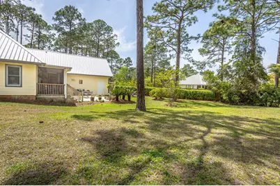 301 Sweet Bay Cir, Eastpoint, FL 32328 - Photo 44