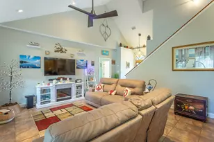 301 Sweet Bay Cir, Eastpoint, FL 32328 - Photo 12