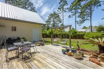 301 Sweet Bay Cir, Eastpoint, FL 32328 - Photo 42