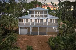 153 Broken Arrow Ln, Port Saint Joe, FL 32456 - Photo 2