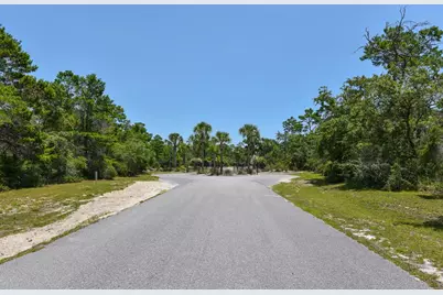 140 Longleaf Rd, Eastpoint, FL 32328 - Photo 12