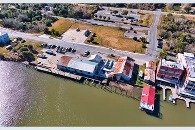 323 Water St, Apalachicola, FL 32320 - Photo 6