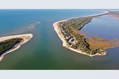 118 W Chickasaw Ln, Port Saint Joe, FL 32456 - Photo 16