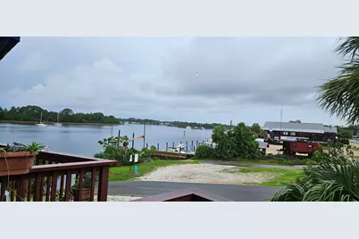 401 St James Ave #11, Carrabelle, FL 32322 - Photo 2
