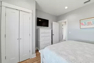 548 W Pine Ave, Saint George Island, FL 32328 - Photo 24